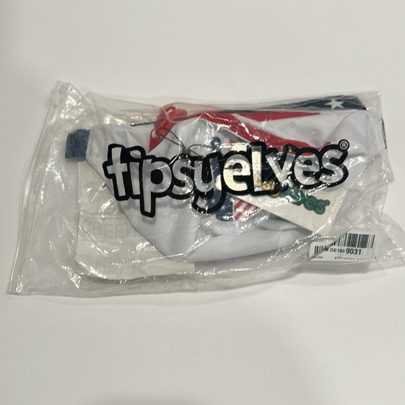 Tipsy Elves All American Fanny Pack Red White Blue Patriotic Peace - Picture 3 of 9